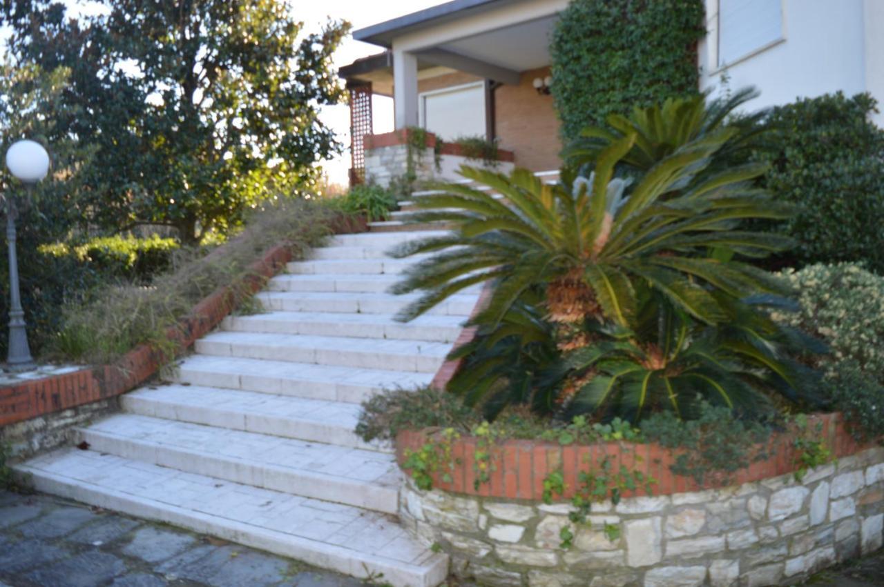 B&B Tra Mare E Marmo Marina Di Carrara Extérieur photo