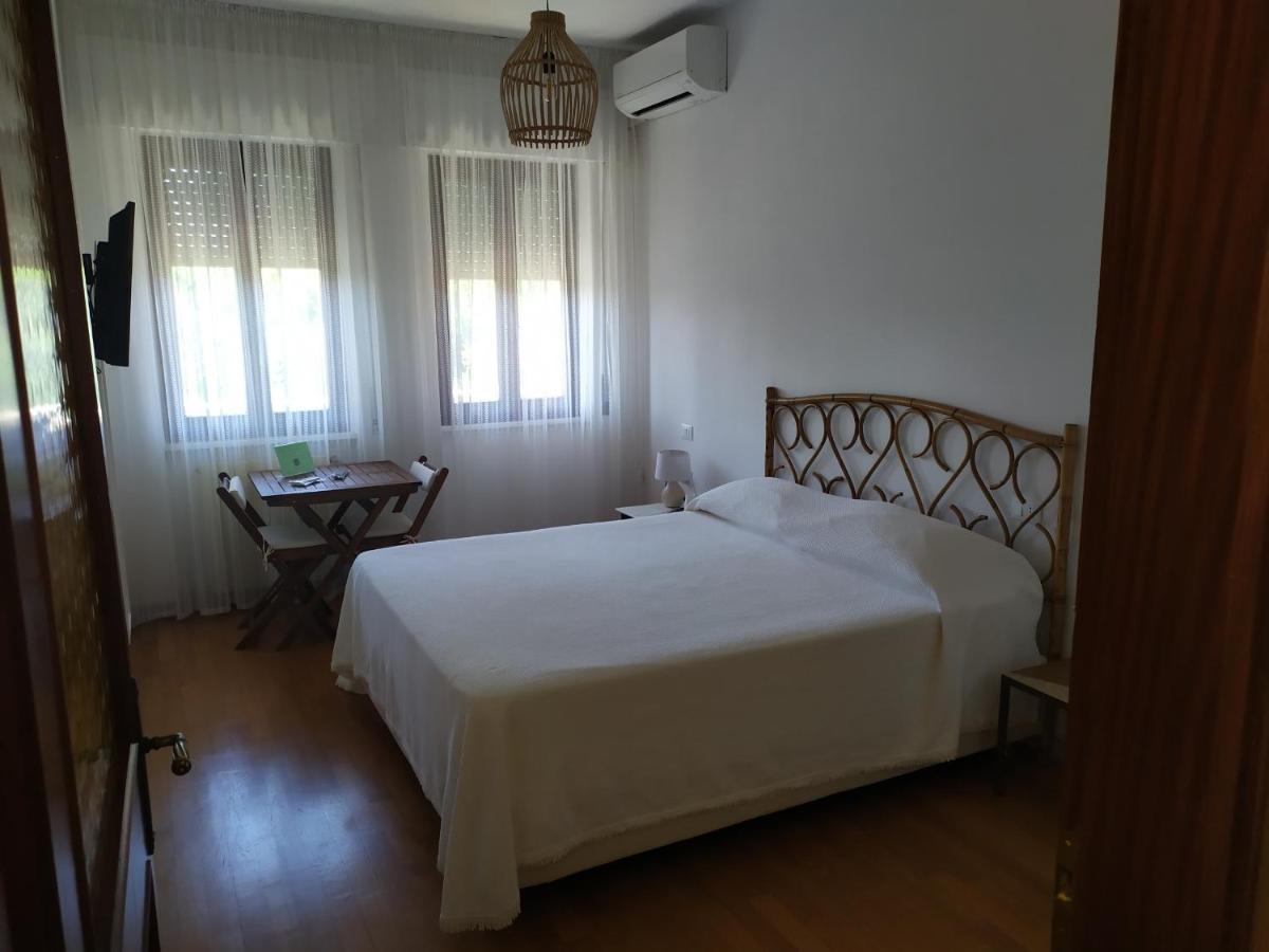 B&B Tra Mare E Marmo Marina Di Carrara Extérieur photo
