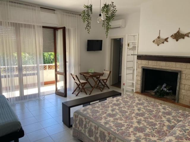 B&B Tra Mare E Marmo Marina Di Carrara Extérieur photo
