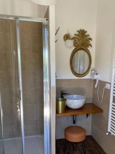B&B Tra Mare E Marmo Marina Di Carrara Extérieur photo