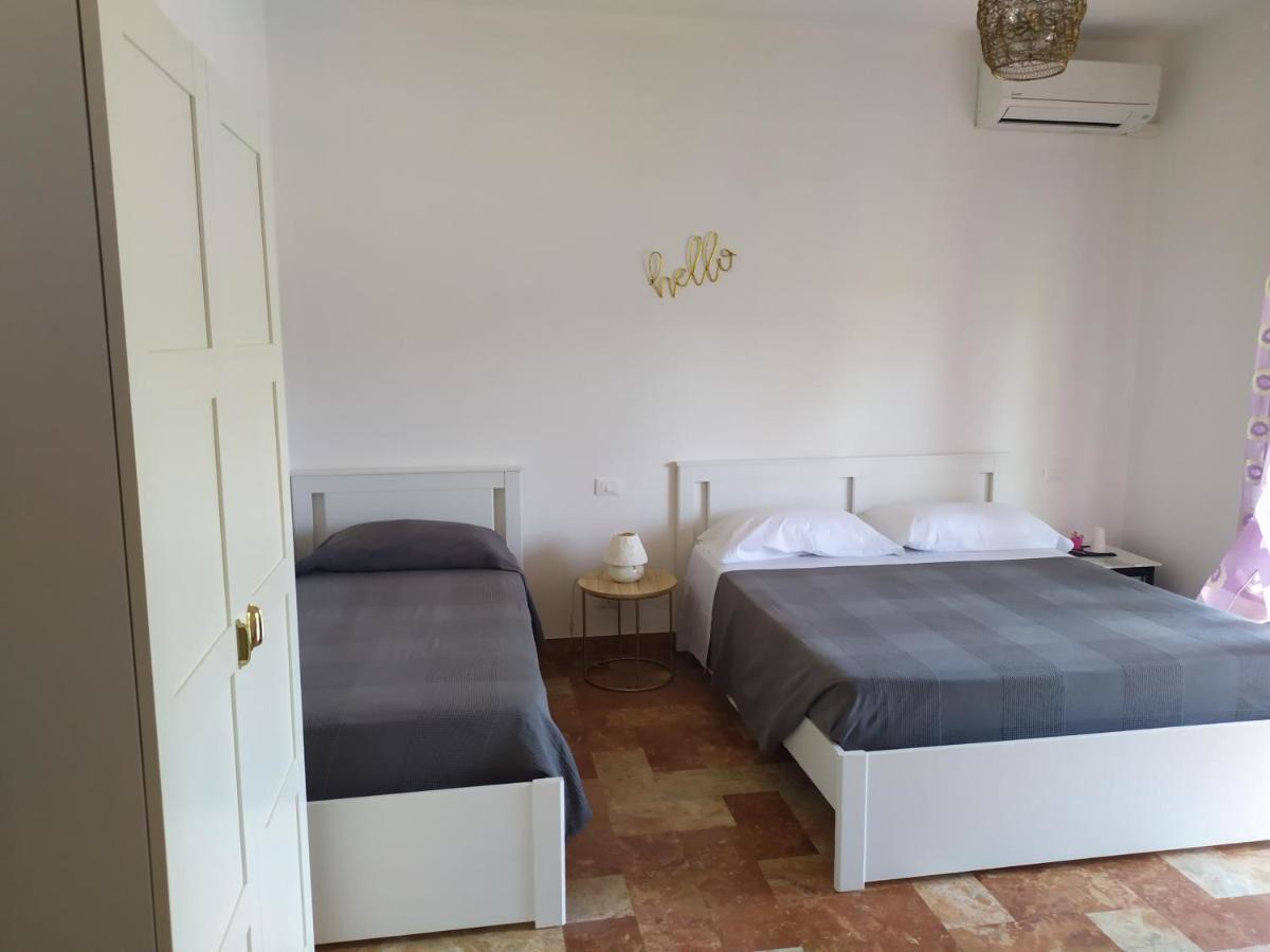 B&B Tra Mare E Marmo Marina Di Carrara Extérieur photo