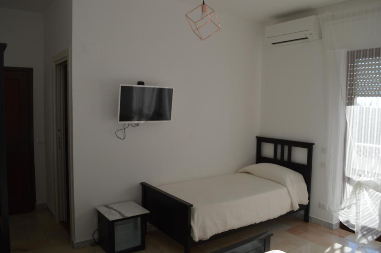 B&B Tra Mare E Marmo Marina Di Carrara Extérieur photo